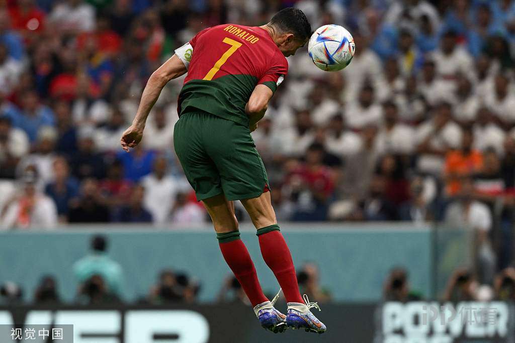 世界杯-葡萄牙2-0乌拉圭提前晋级 C罗造险B费双响 7 世界杯-葡萄牙2-0乌拉圭提前晋级 C罗造险B费双响