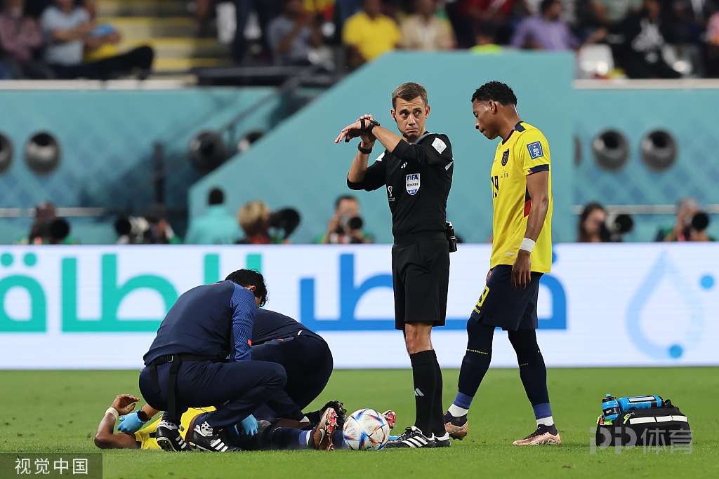 世界杯-塞内加尔2-1厄瓜多尔晋级淘汰赛 萨尔、库利巴利建功 4 世界杯-塞内加尔2-1厄瓜多尔晋级淘汰赛 萨尔、库利巴利建功